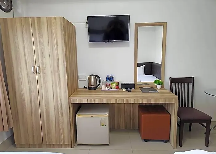 Rimnam Suk Sawat 70 ホテル